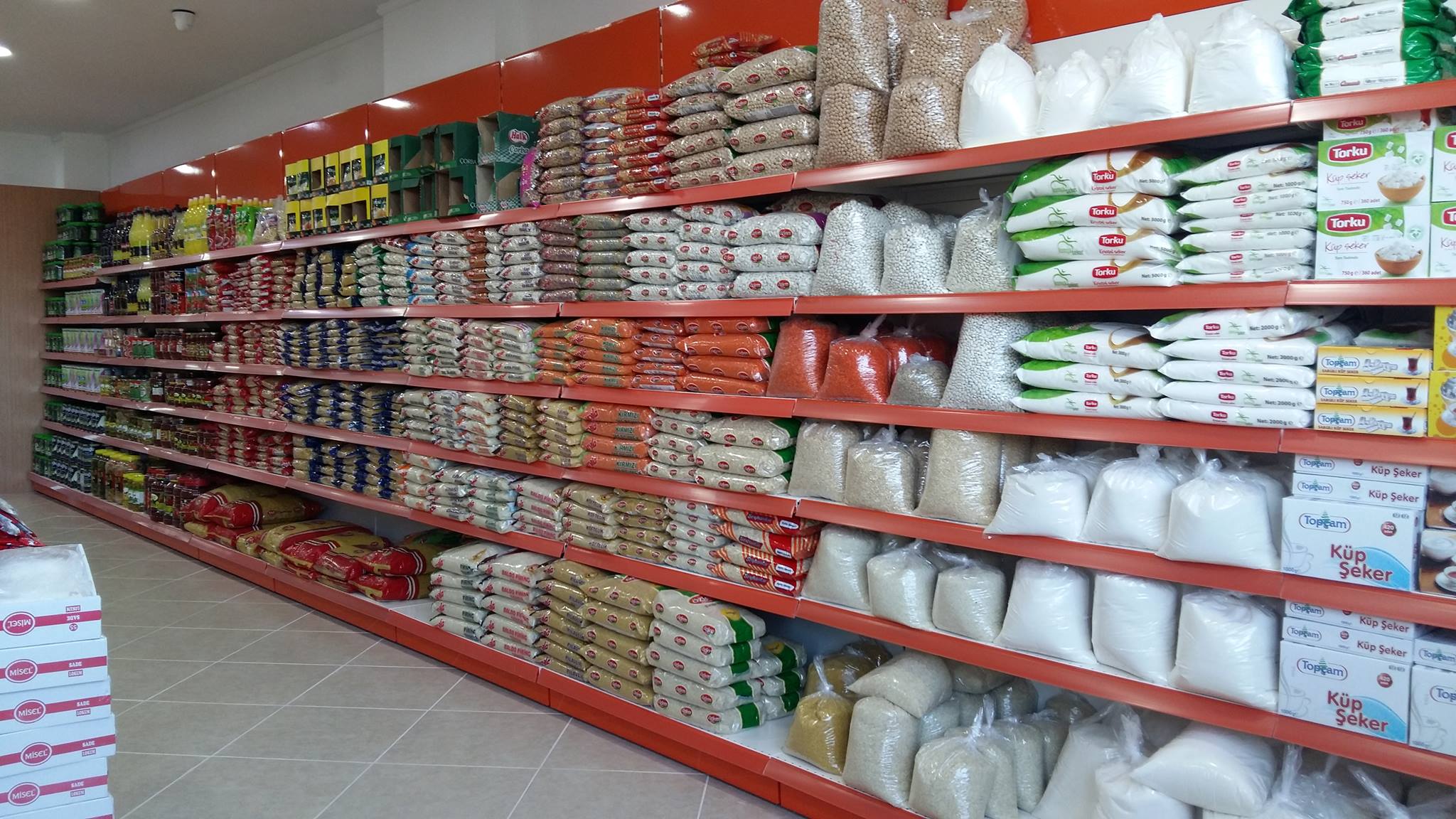 market rafları